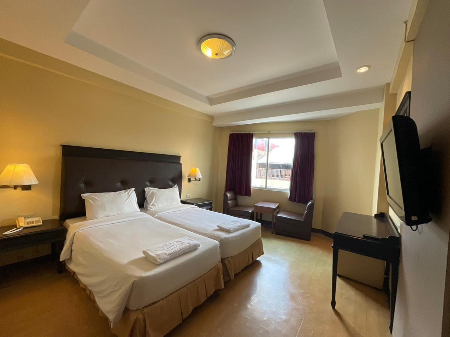 Roma Hotel Хон Каен Экстерьер фото