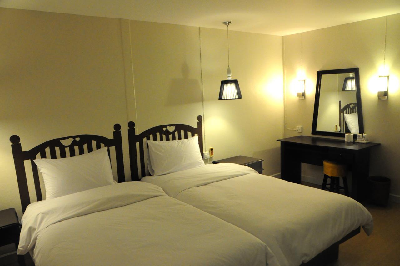 Roma Hotel Хон Каен Экстерьер фото