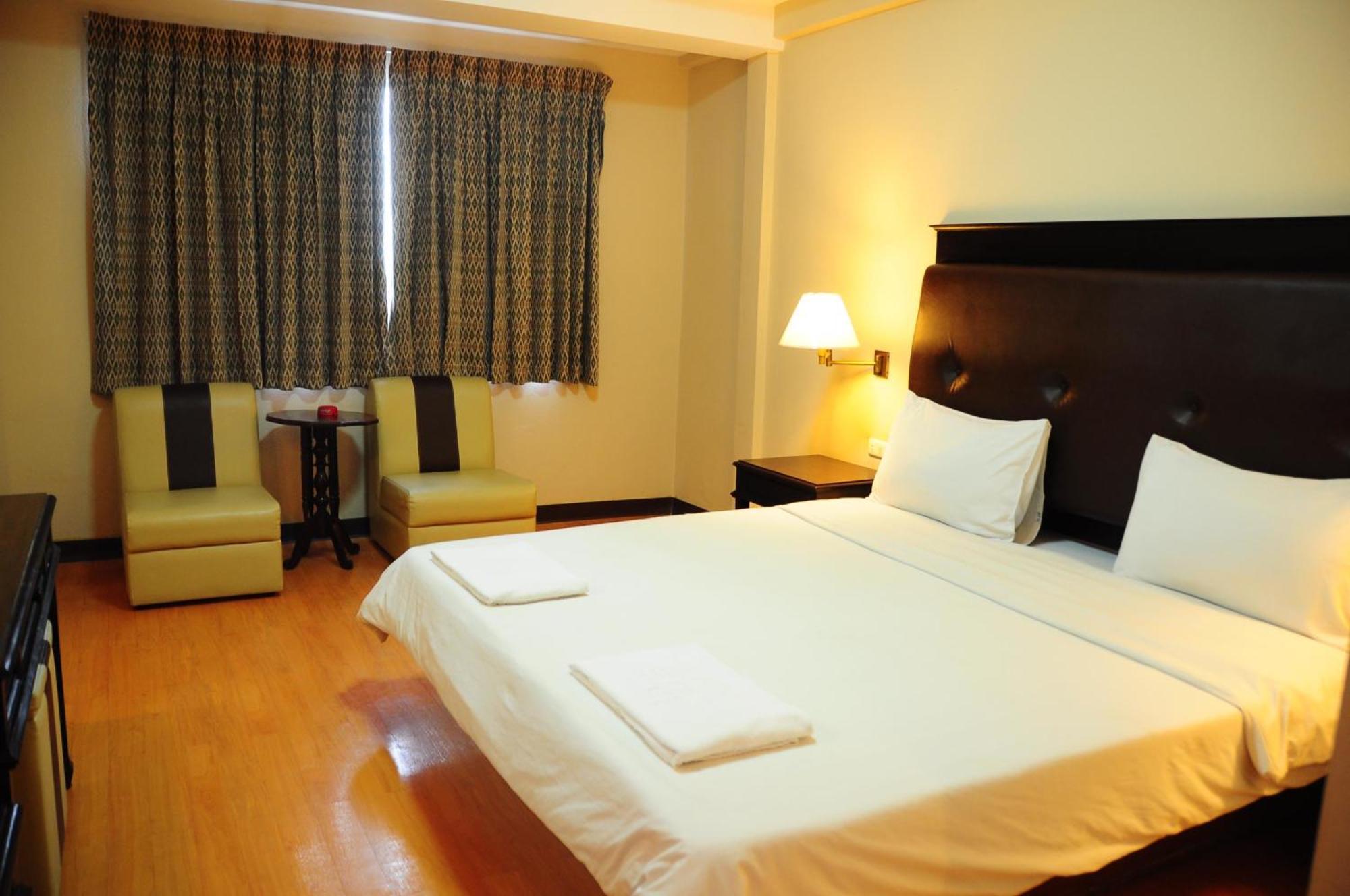 Roma Hotel Хон Каен Экстерьер фото