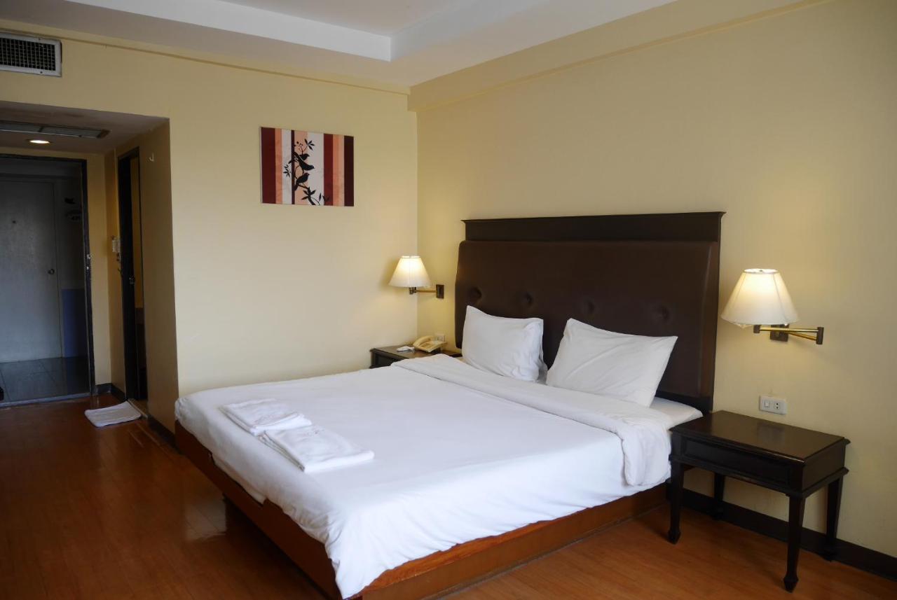 Roma Hotel Хон Каен Экстерьер фото
