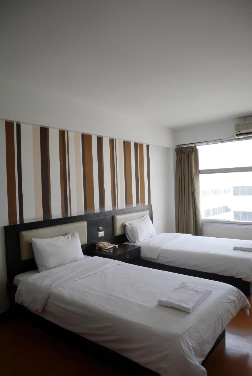 Roma Hotel Хон Каен Экстерьер фото